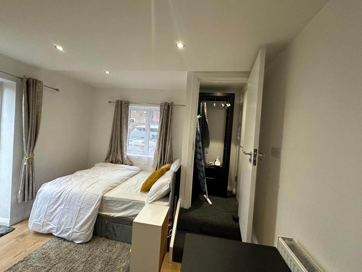 Keedonwood Road Bromley, Rooms With Free Wifi Exteriör bild