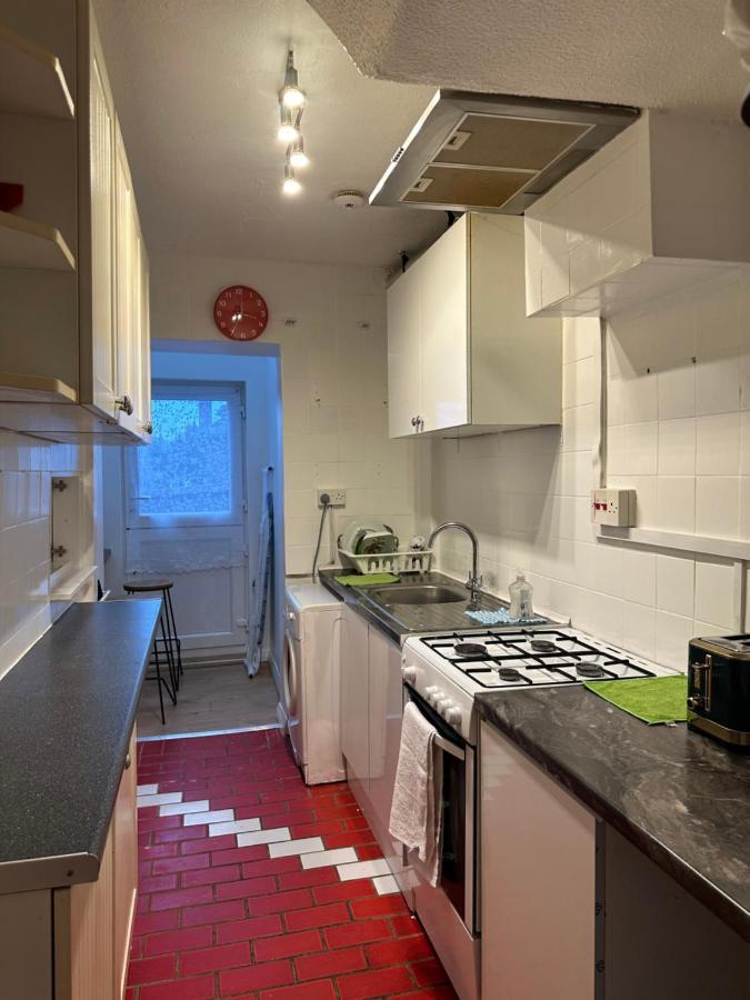 Keedonwood Road Bromley, Rooms With Free Wifi Exteriör bild