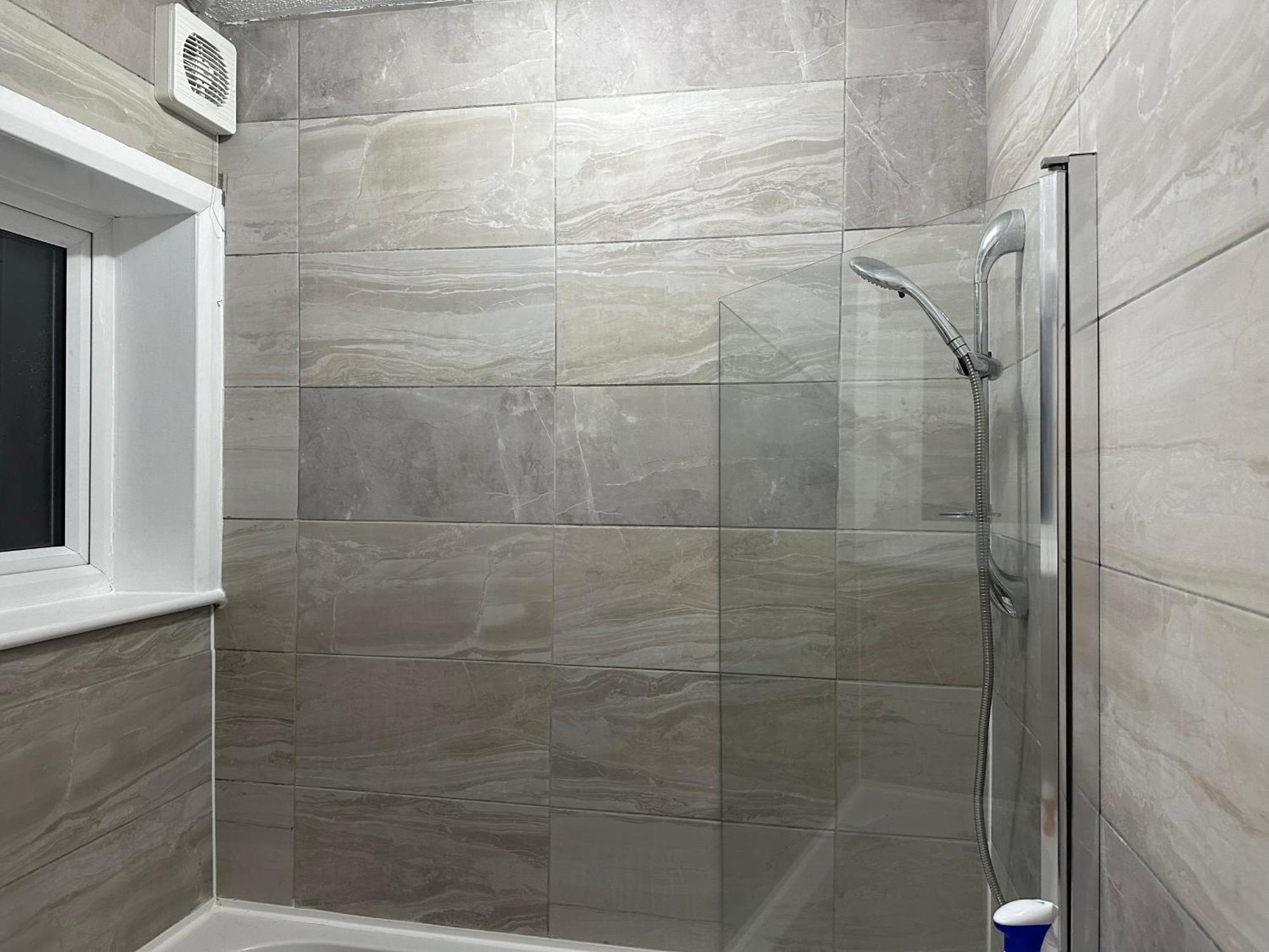 Keedonwood Road Bromley, Rooms With Free Wifi Exteriör bild